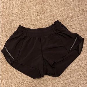 Lululemon Black Hotty Hot shorts size 6